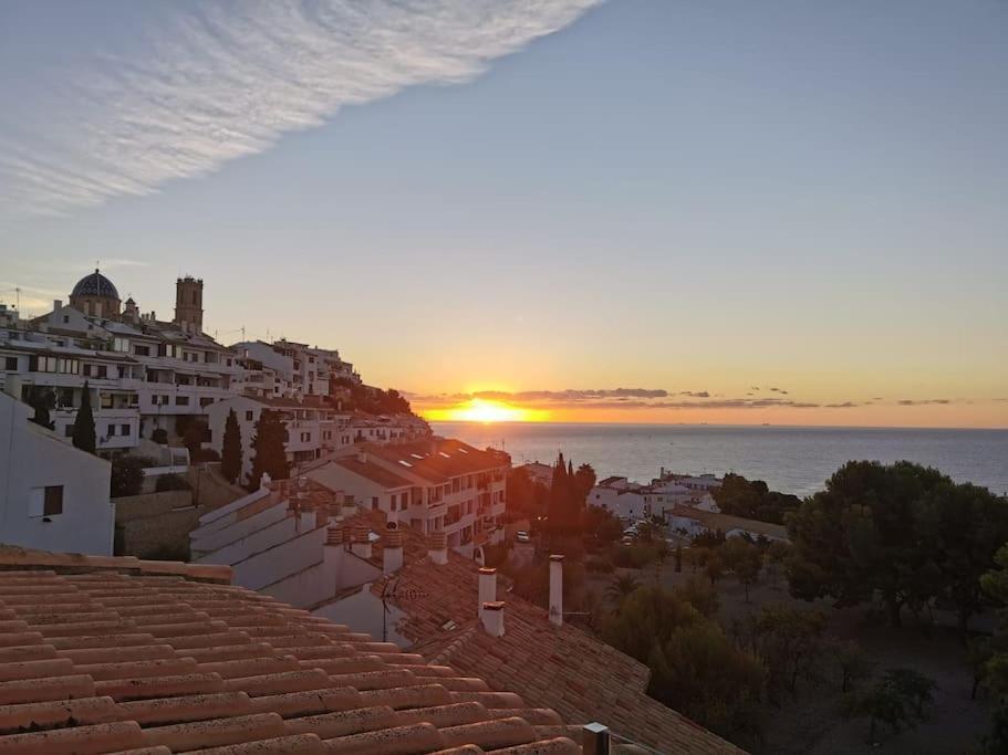 Апартаменты Atico-Duplex Con Vistas Al Mar Y Casco Antiguo En Альтеа Экстерьер фото